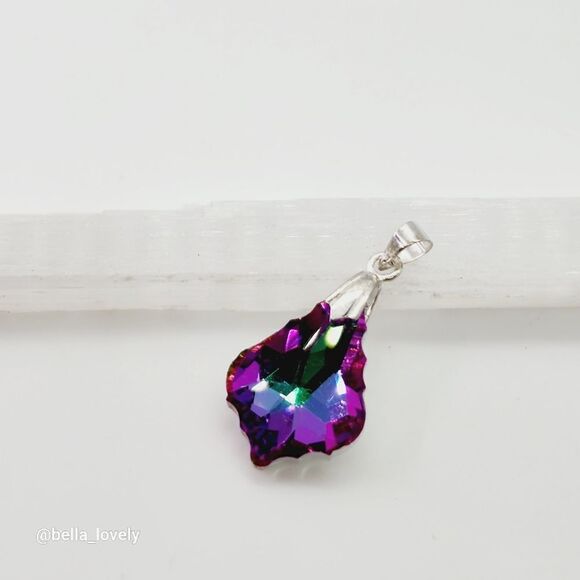 Sparkly! Faceted Multicolor Crystal Shields Pendant Color Shifting - Picture 1 of 7